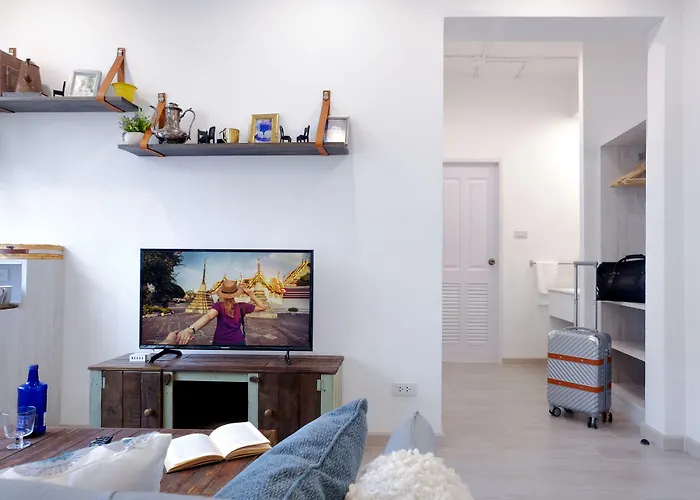Hide And Seek Boutique Hometel 4*