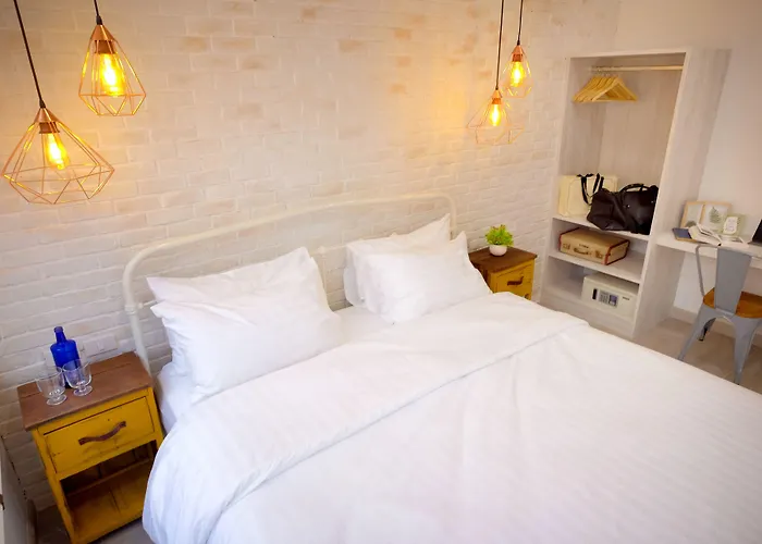 Hide And Seek Boutique Hometel Bangkok