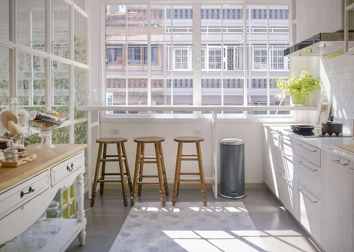 Hide And Seek Boutique Hometel 4*